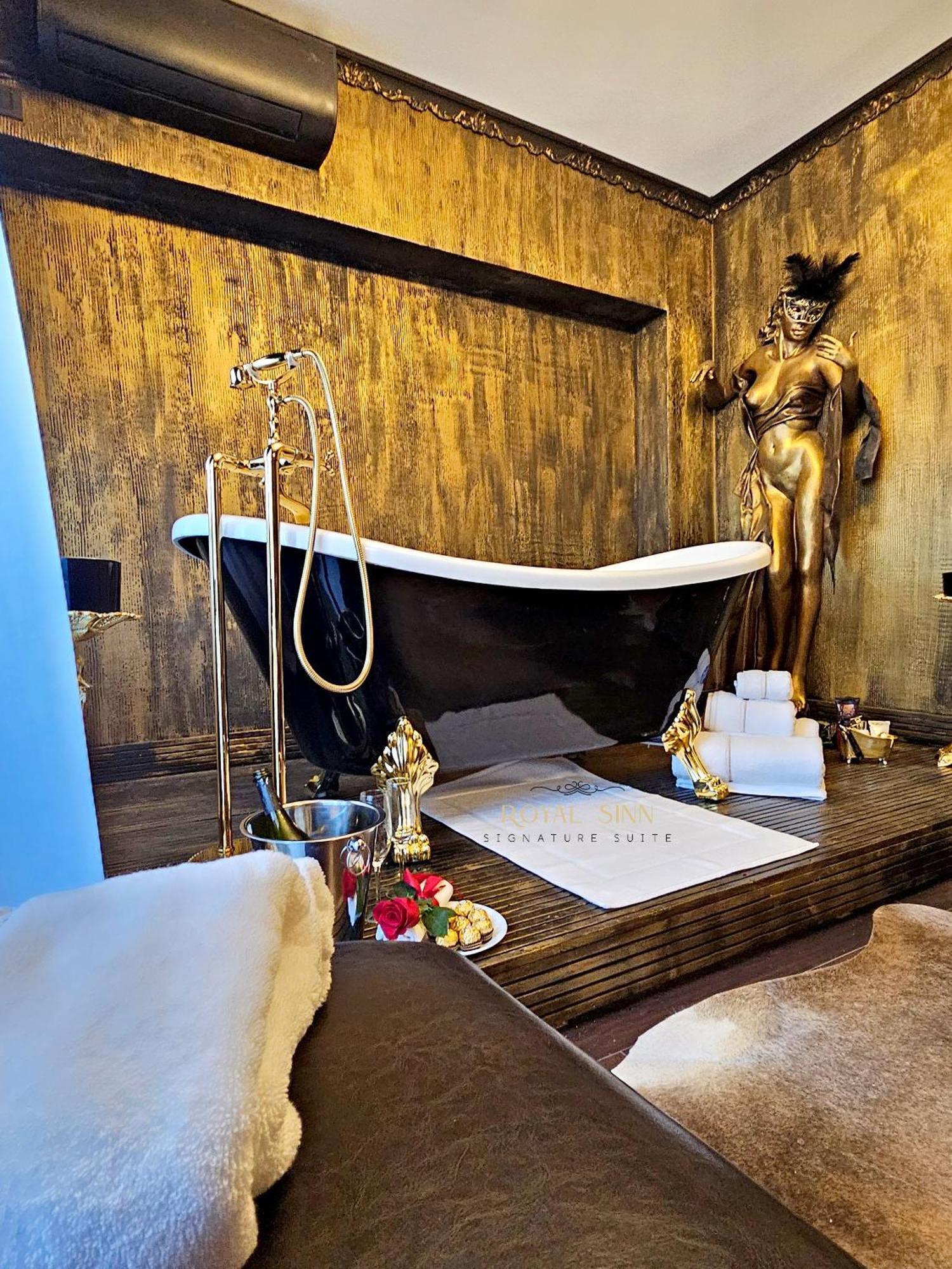 Royal Sinn Signature Suite Bucharest Luaran gambar